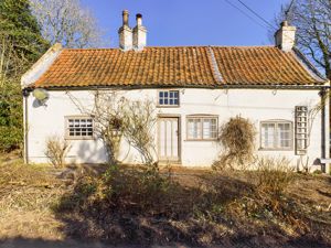 Front elevation- click for photo gallery